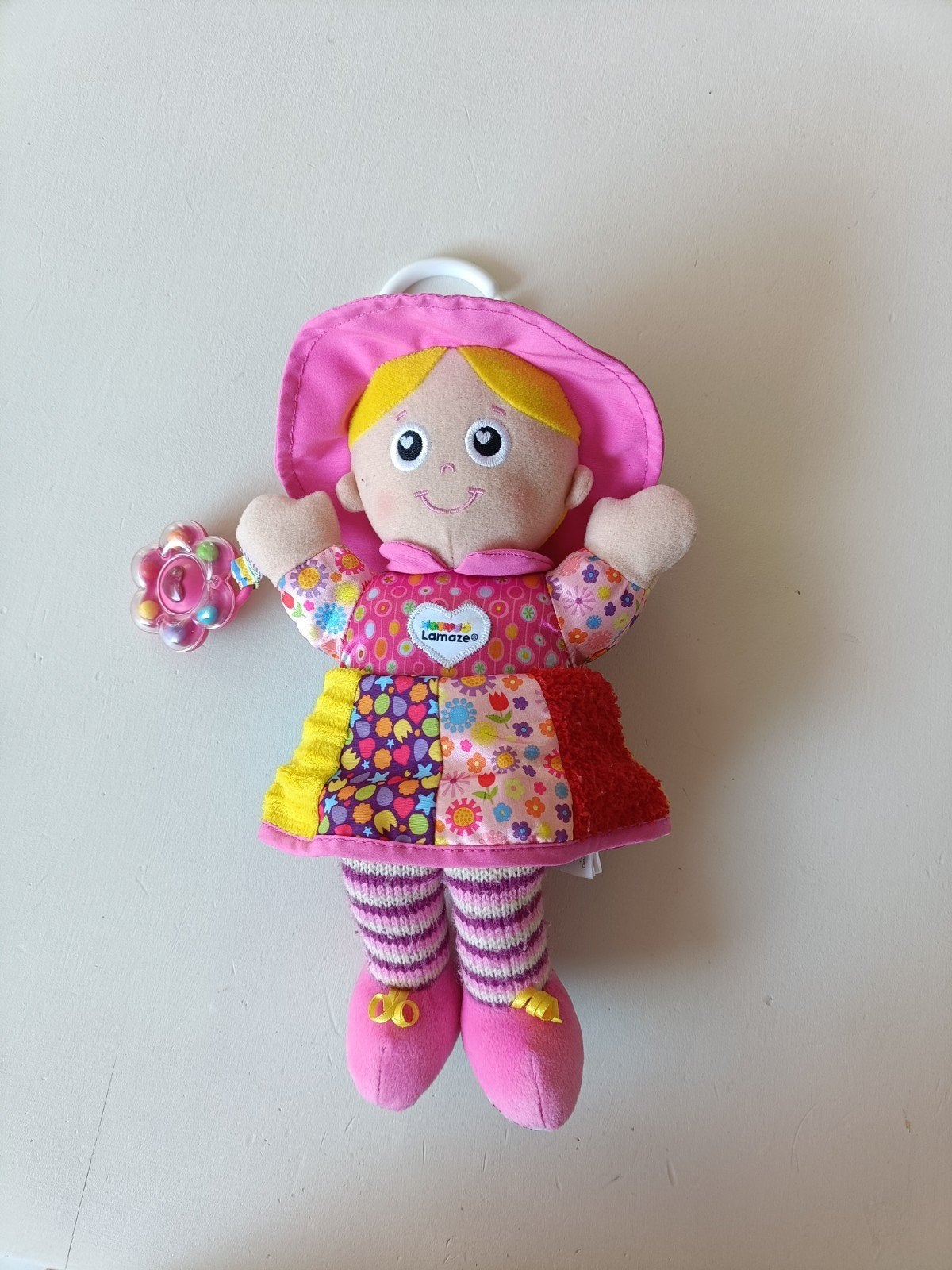 Lamaze Babypop met rammelaar en vrolijke kleuren, Ophalen of Verzenden, Zo goed als nieuw, Babypop