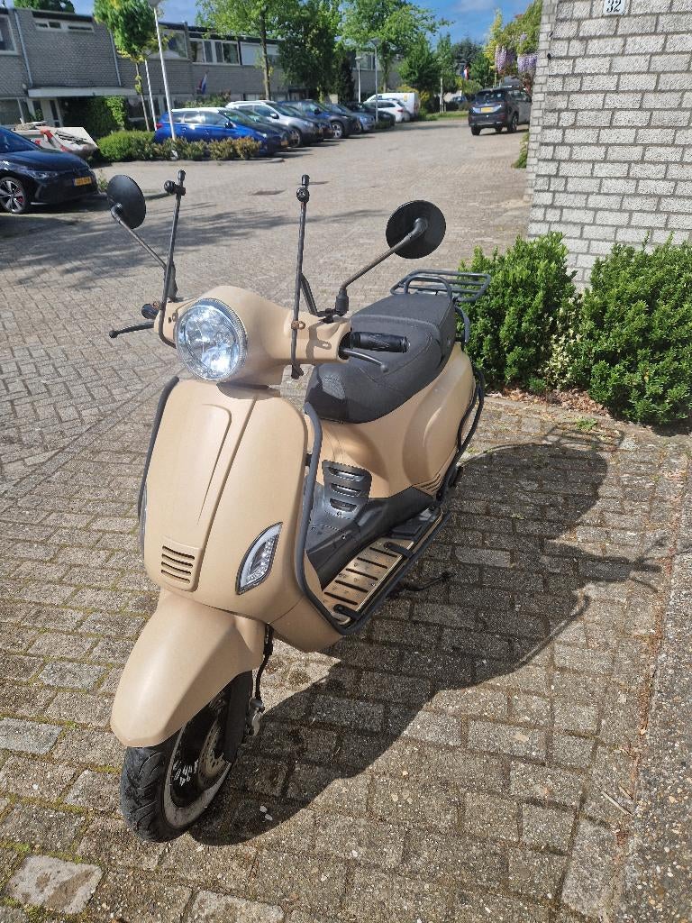 Riva scooter voor de sleutelaar, Ophalen, Gebruikt, Overige typen, Overige merken