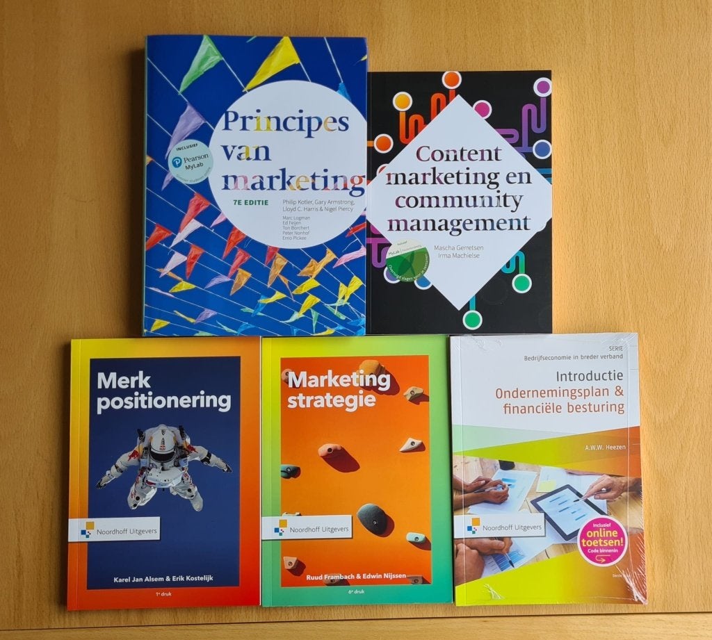 Studieboeken Content marketing, Principes van marketing e.m, Ophalen of Verzenden, Beta, Zo goed als nieuw, HBO
