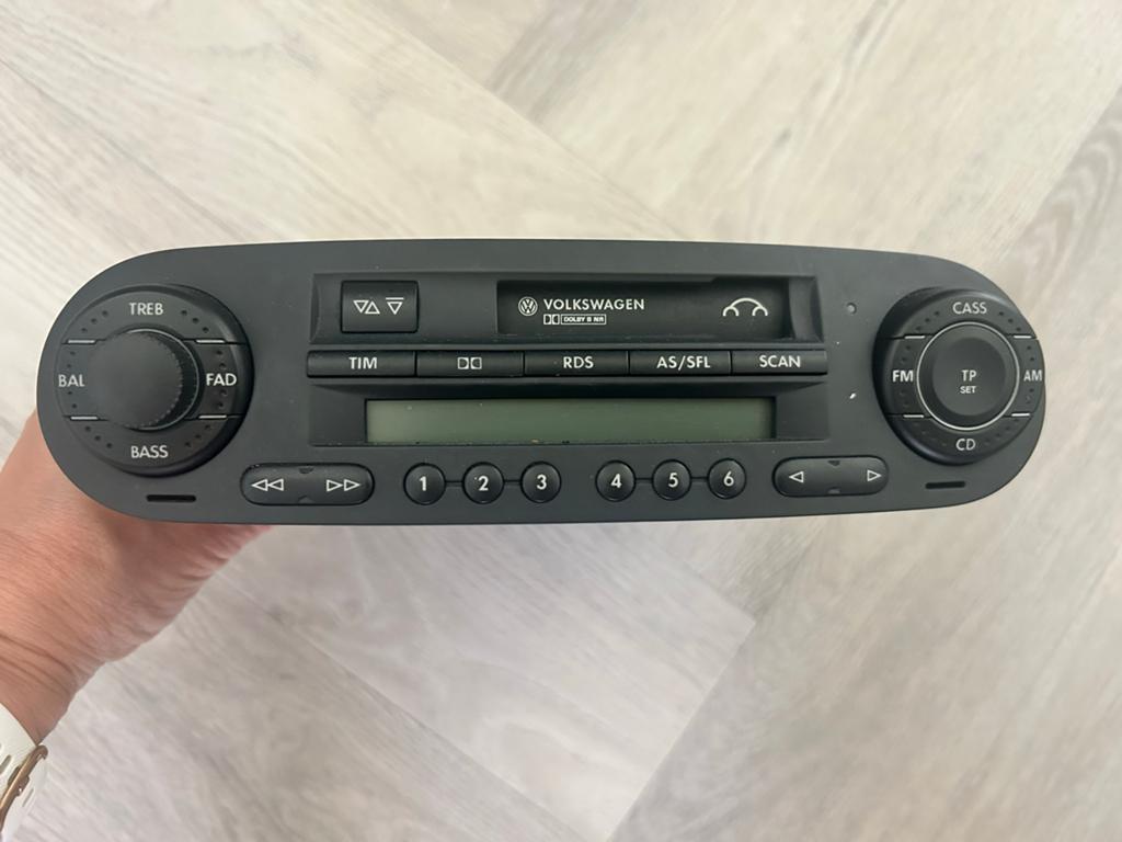 Originele Volkswagen Beetle Radio - Perfecte Staat, Auto diversen, Autoradio's, Ophalen, Gebruikt