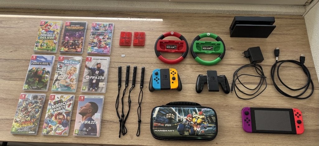 Nintendo Switch V2 + 4 Controllers + 9 Games (o.a. Mario), Switch 2019 Upgrade, Gebruikt, Ophalen of Verzenden, Met harde schijf