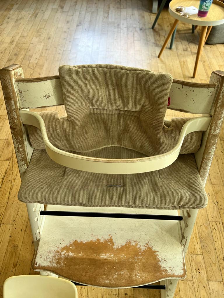 Stokke trip trap meegroeistoel met kussen, Ophalen, Gebruikt, Meegroeistoel, Afneembaar eetblad