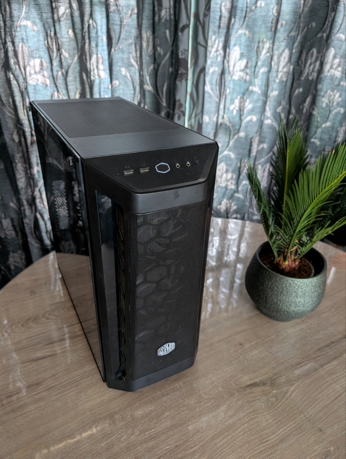 Cooler Master MasterBox MB511 RGB Behuizing, Computers en Software, Computerbehuizingen, Ophalen