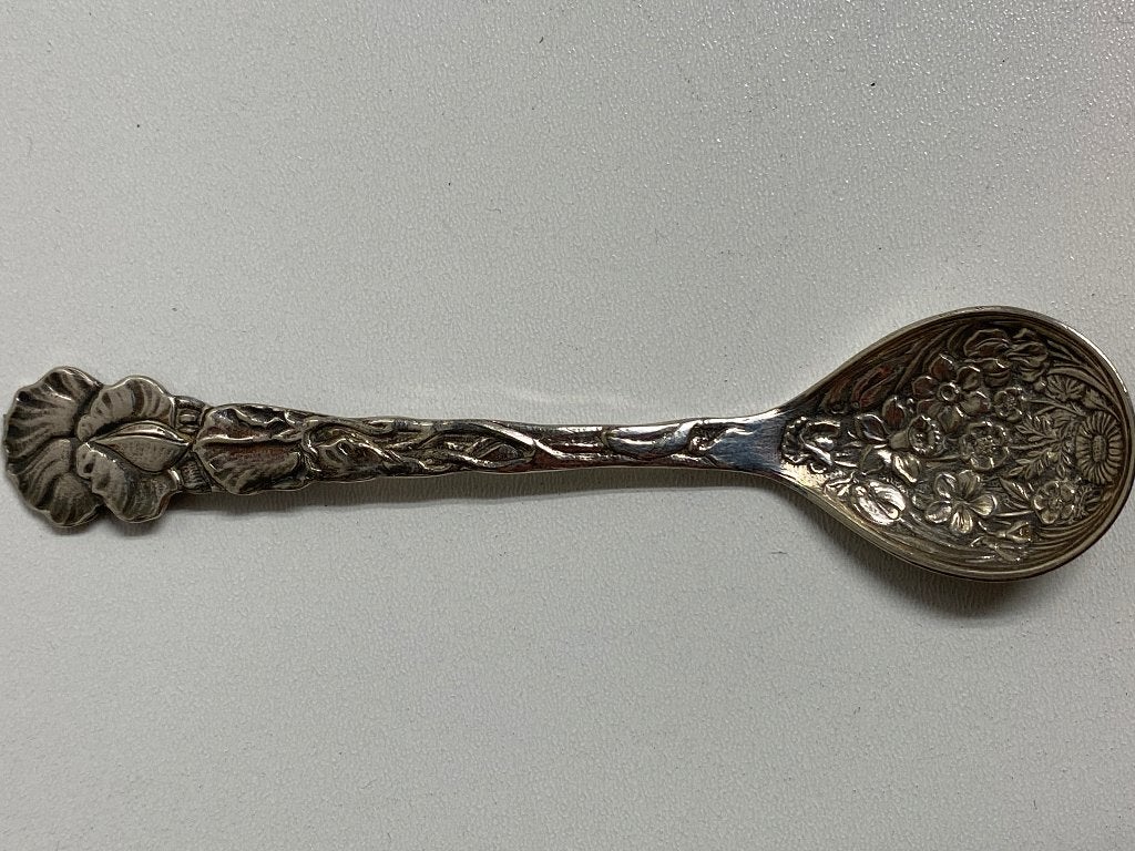 Verzilverde Lepel met Bloemenmotief - Nederlands Fabrikaat, Ophalen of Verzenden