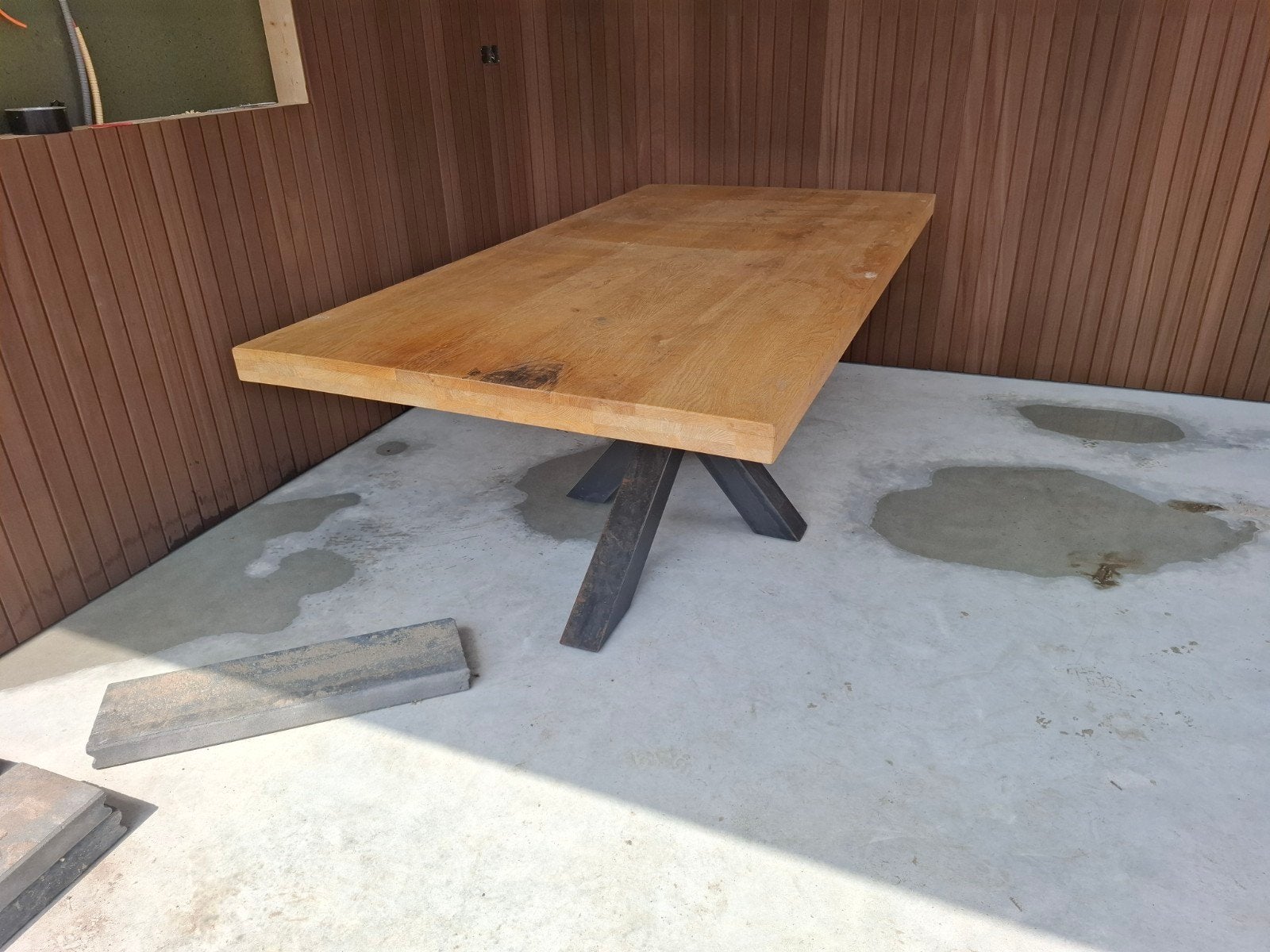 Eettafel 6-8 personen, 100x200 cm, eikenhout met metaal, Huis en Inrichting, Tafels | Eettafels, Ophalen, Gebruikt, 50 tot 100 cm
