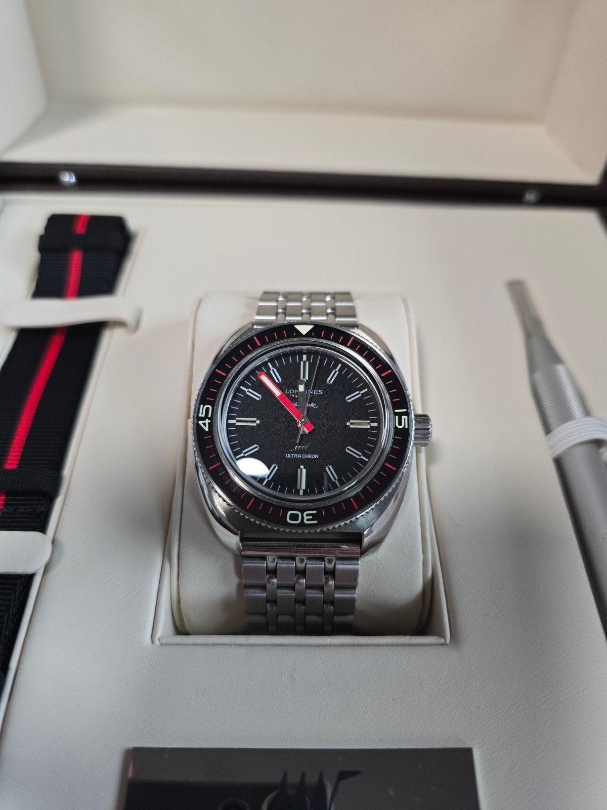 Longines ultrachron in topstaat, Sieraden, Tassen en Uiterlijk, Ophalen of Verzenden, Zo goed als nieuw, Staal, Overige merken