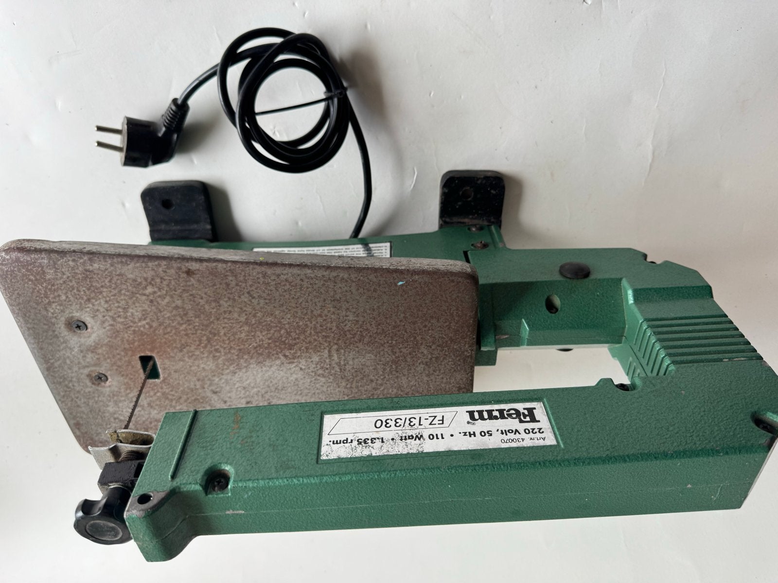 FERM FZ-13/330 Figuurzaagmachine - 110 Watt, Minder dan 30 mm, Gebruikt, Ophalen of Verzenden, Figuurzaag