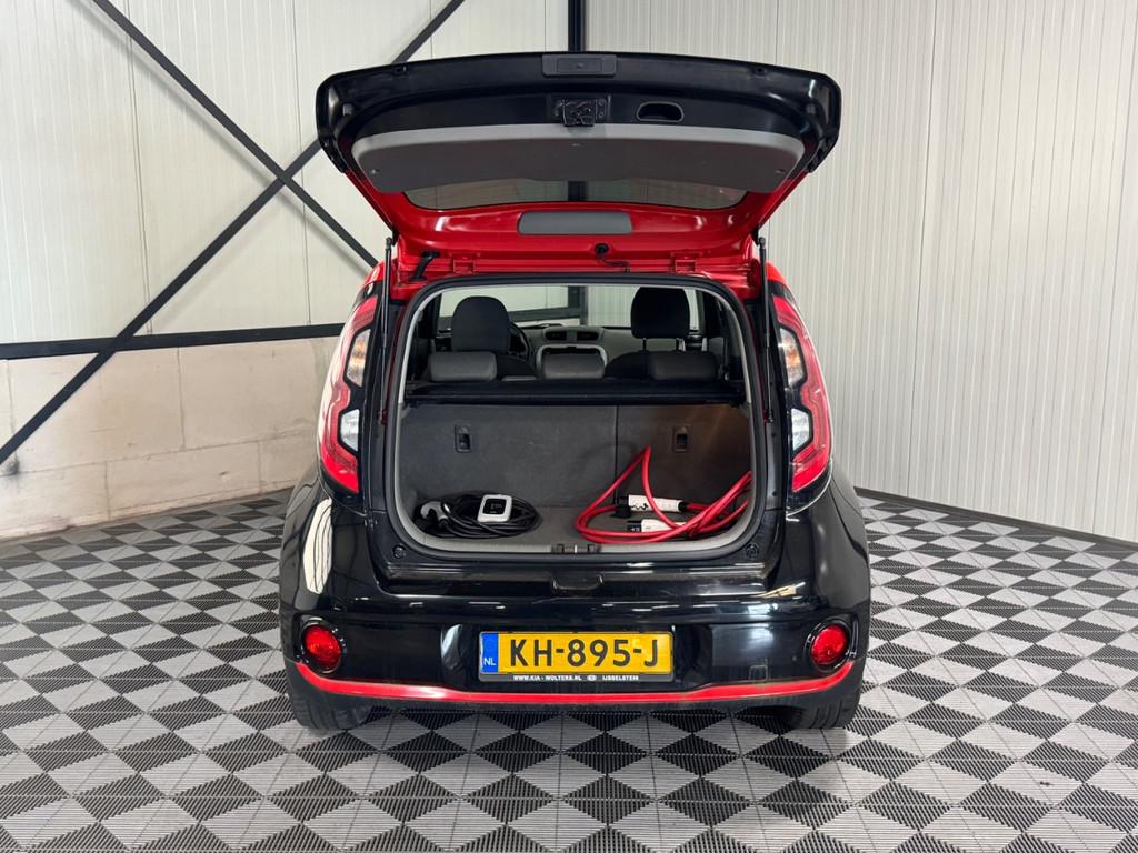 Kia Soul EV ExecutiveLine 27kWh SOH 50% | Navi, Auto's, Kia, Automaat, 212 km, Gebruikt, 750 kg