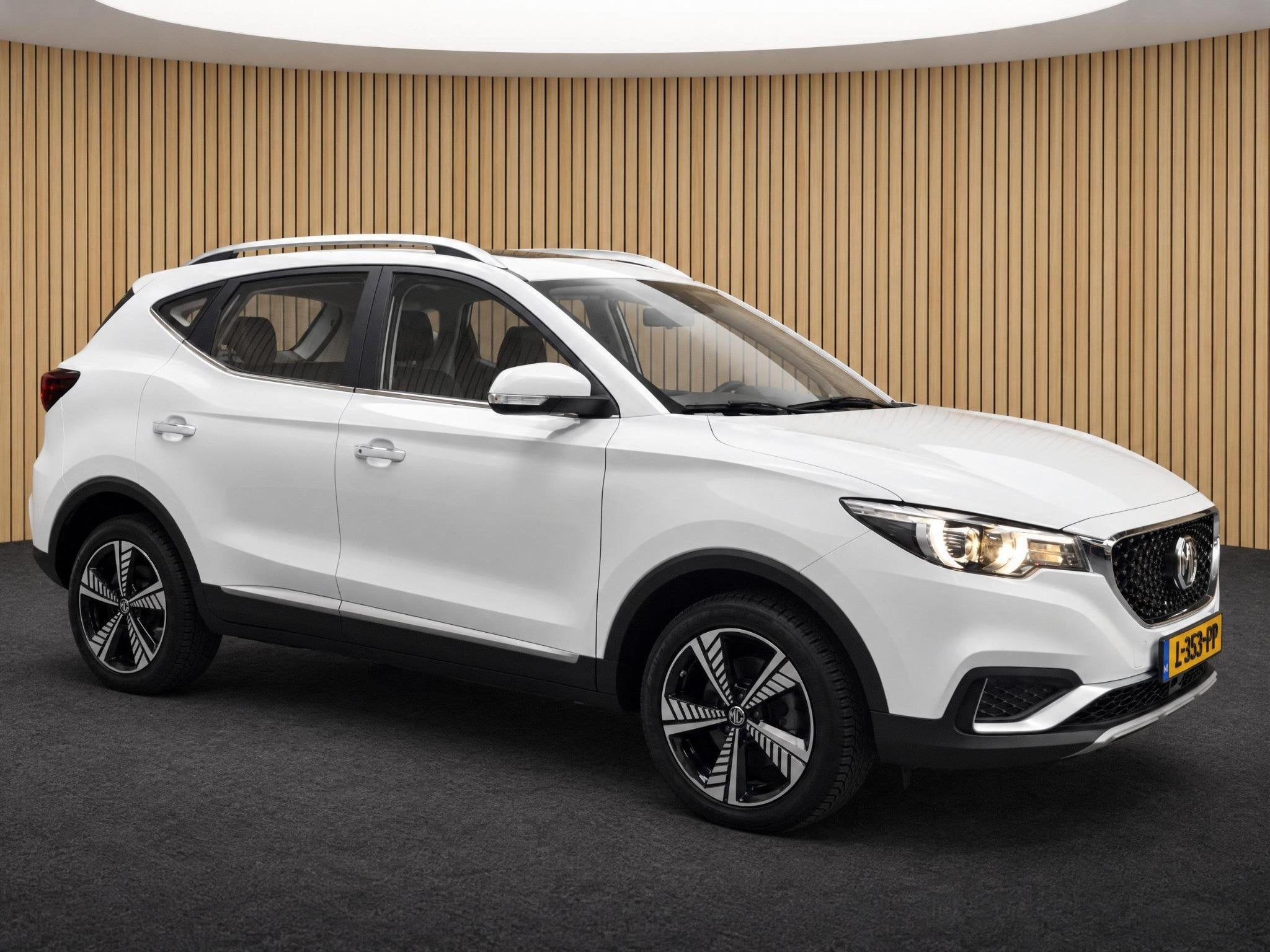 MG MG ZS EV Luxury 45 kWh SOH 91% | Navigatie | Schuifkantel, Auto's, Gebruikt, 143 pk, ZS, 1507 kg