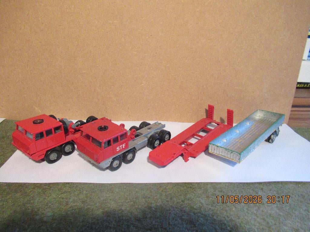 2 X Solido  Berliet, Hobby en Vrije tijd, Ophalen of Verzenden, Gebruikt, Bus of Vrachtwagen, Overige merken