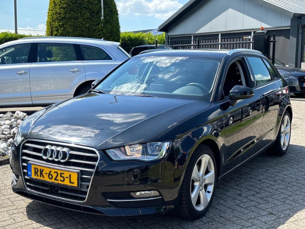 Audi A3 Sportback 1.6 TDI Pro Line 5-Deurs 2016 Zwart 131.00, Auto's, Voorwielaandrijving, Gebruikt, Euro 6, 4 cilinders