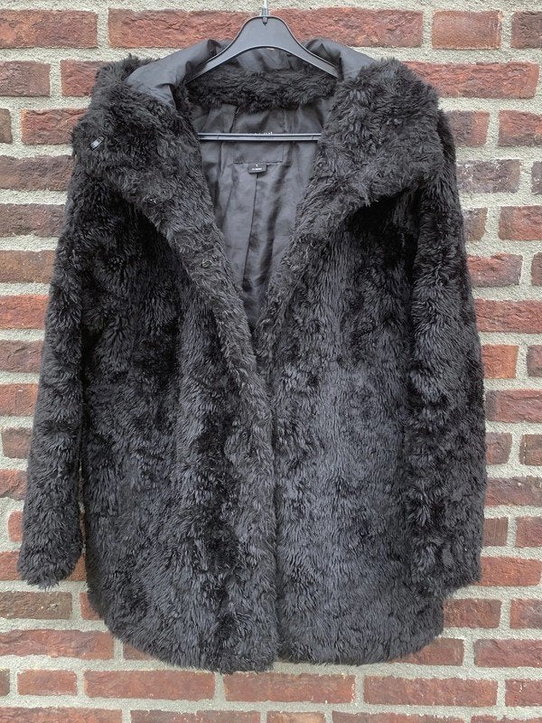 Monki / Nep bont jas / Maat S / 36 / Weinig gedragen, Kleding | Dames, Zwart, Ophalen of Verzenden, Zo goed als nieuw, Monki