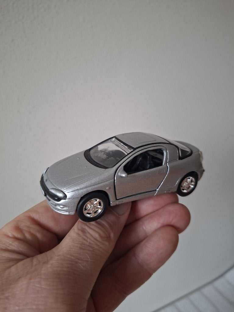 Opel Tigra TwinTop Miniatuurauto Tins Toys 1:38, Ophalen of Verzenden, Nieuw, Auto