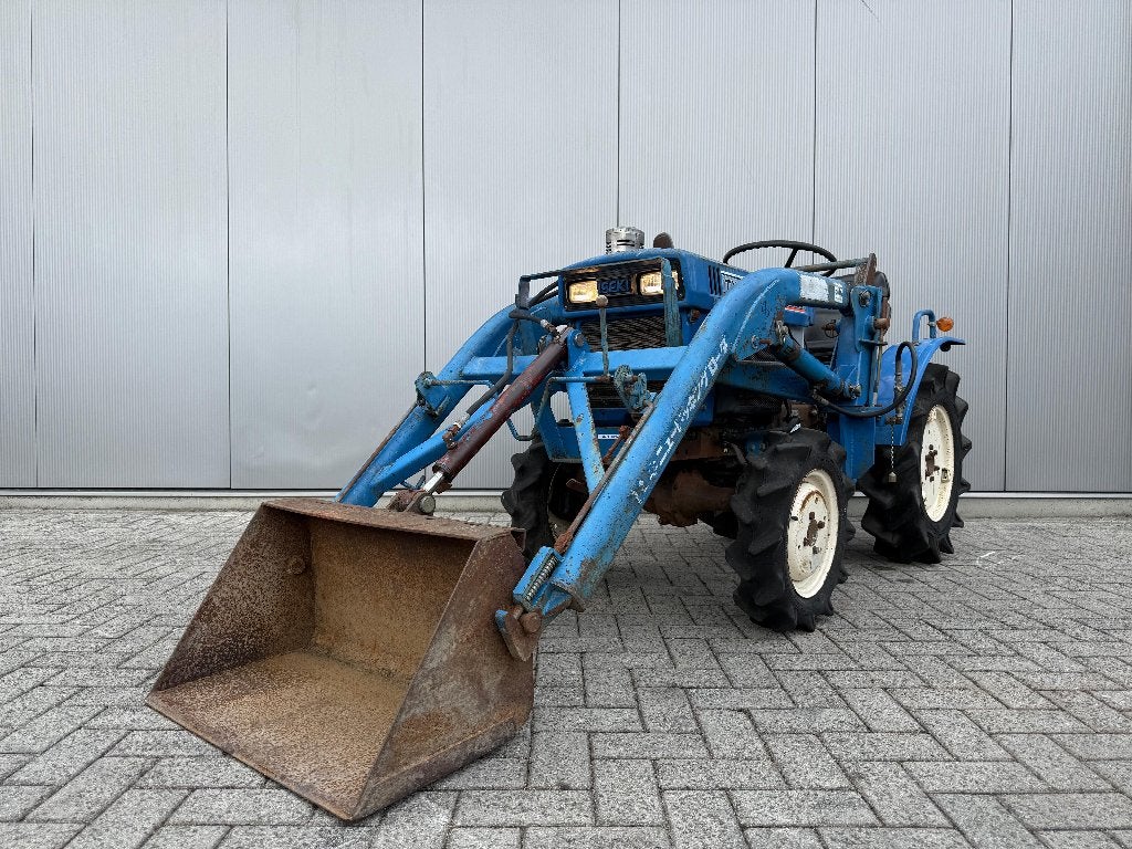 Iseki TX1210 minitrekker met voorlader - 15PK - 4WD, Zakelijke goederen, Agrarisch | Tractoren, Overige merken, Gebruikt, Tot 2500