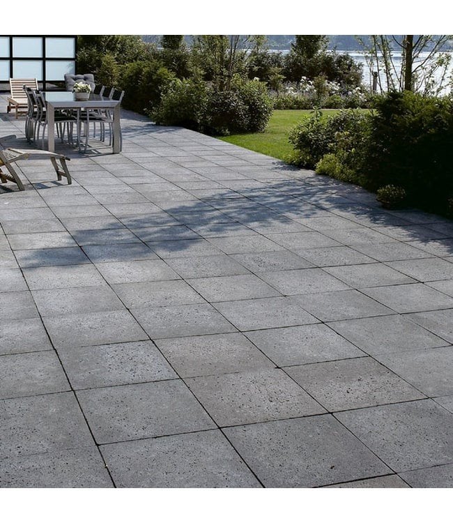 Gezocht: 50 antracietgrijze terrastegels 50x50 cm, Ophalen, Beton, Terrastegels