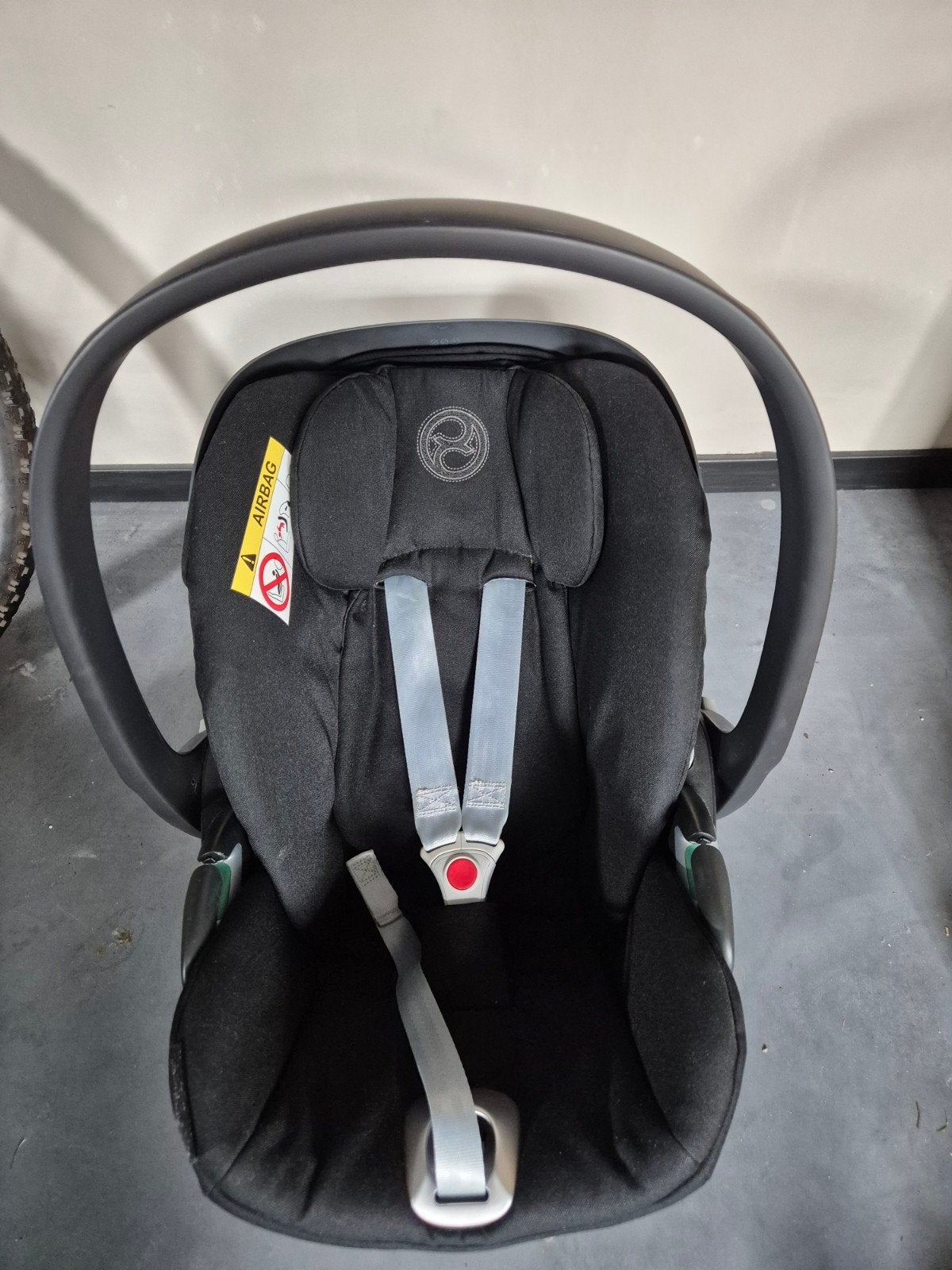 Cybex Aton 5 autostoel - Zwart, Autogordel, Zijbescherming, Zo goed als nieuw, 0 t/m 13 kg