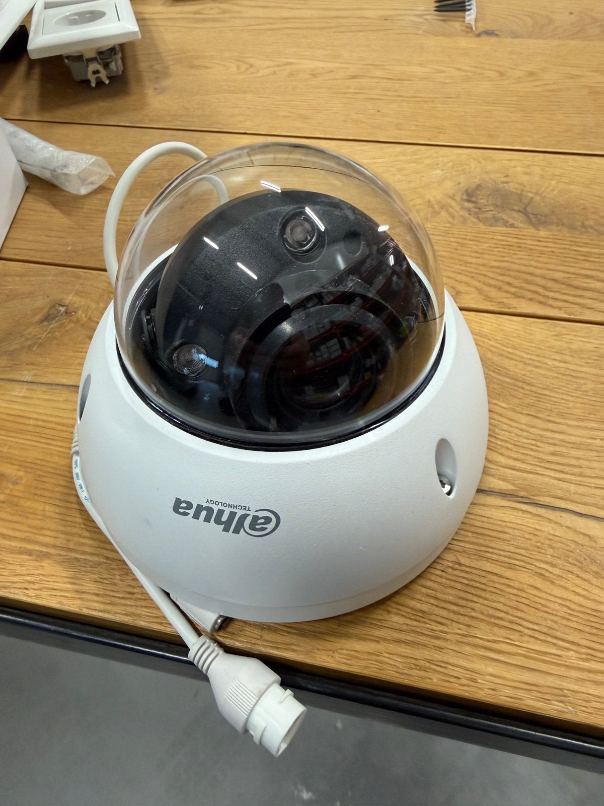 Dahua HDBW5231EP-Z5 7-35mm Ip camera, Ophalen of Verzenden, Zo goed als nieuw