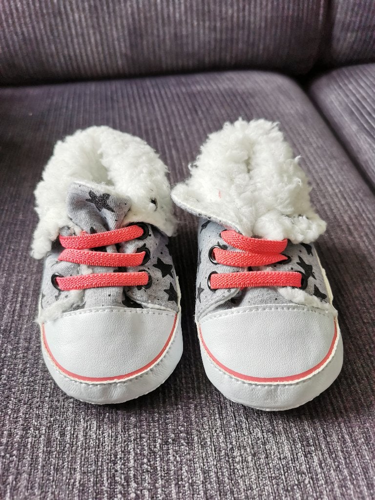 Schoentjes, slofjes, Kinderen en Baby's, Babykleding | Schoentjes en Sokjes, Slofjes, Meisje, Nieuw, Ophalen of Verzenden