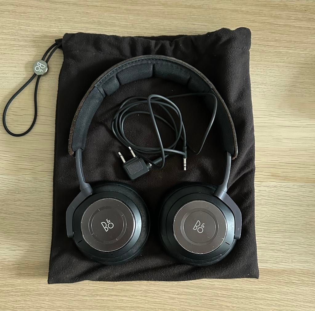 bang & olufsen h9 3rd generation, Ophalen of Verzenden, Zo goed als nieuw, Bang & Olufsen