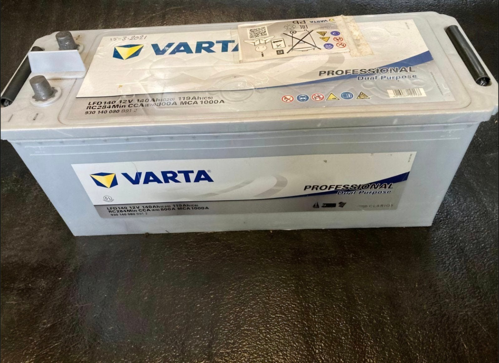 Varta Professional Dual Purpose LFD 140 12V, Ophalen