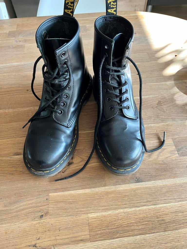 Dr. Martens Zwart,  Maat 42, Ophalen of Verzenden, Zo goed als nieuw, Zwart, Lage of Enkellaarzen