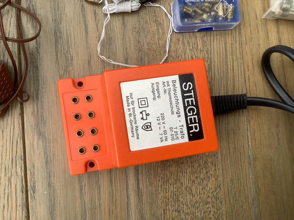 Transformator, Ophalen, Zo goed als nieuw, Poppenhuis