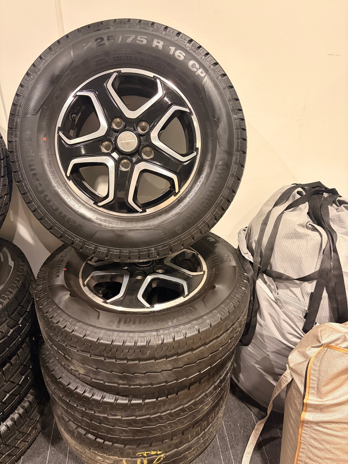Fiat Ducato velgen + winterbanden 225/75 R16C Heavy 5x130, Auto-onderdelen, Banden en Velgen, Ophalen, Bestelwagen, 16 inch, Winterbanden