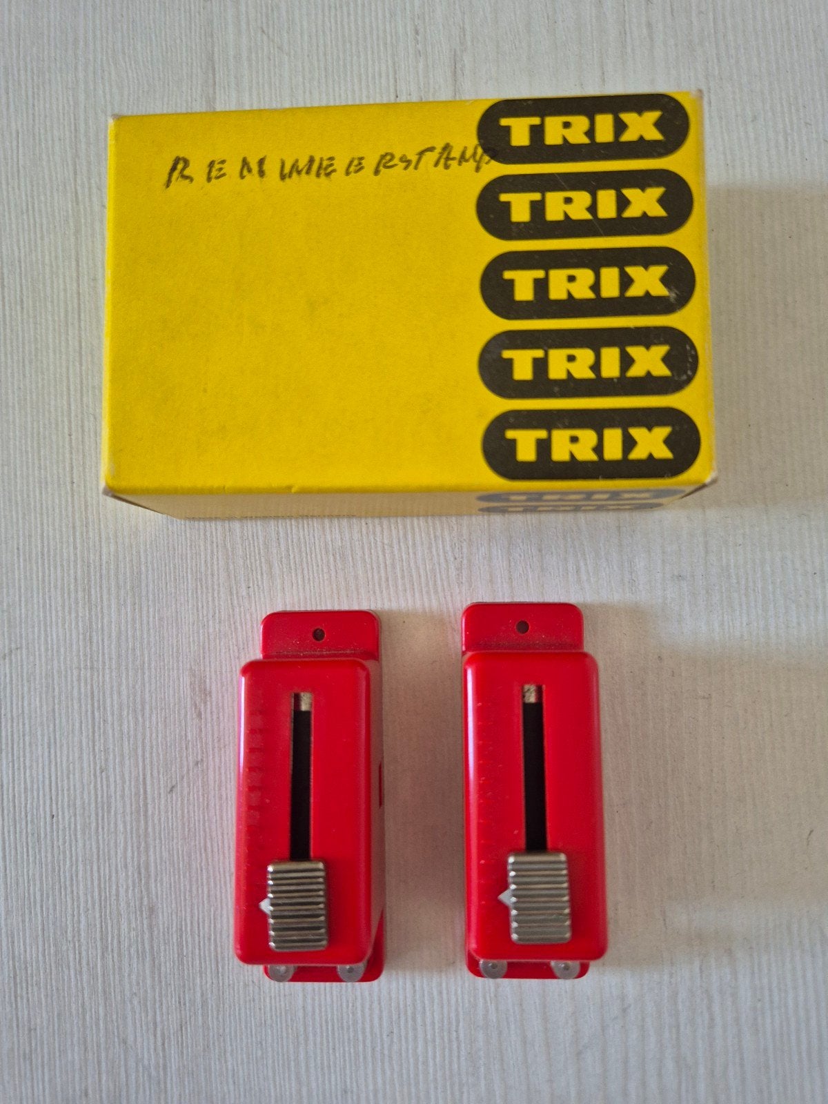 2 x Minitrix remweerstand 66631, Ophalen of Verzenden, Zo goed als nieuw, Gelijkstroom, Trix