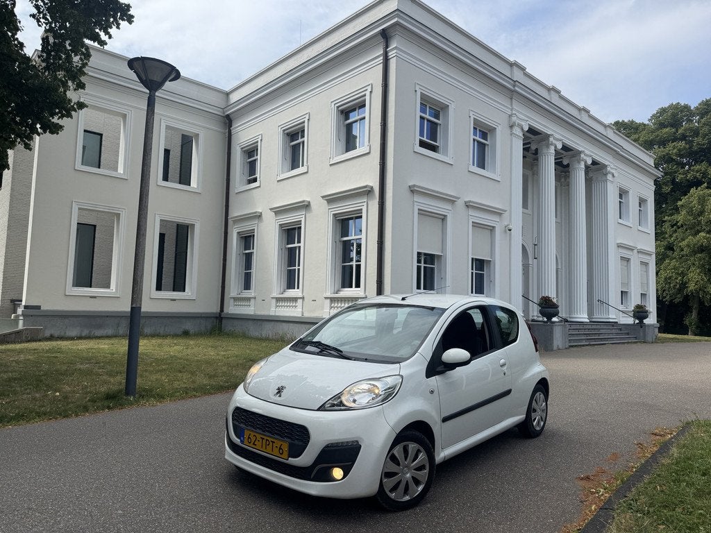 Peugeot 107 1.0 Active, AIRCO, RIJKLAAR (bj 2012), Voorwielaandrijving, Euro 5, Gebruikt, 4 stoelen