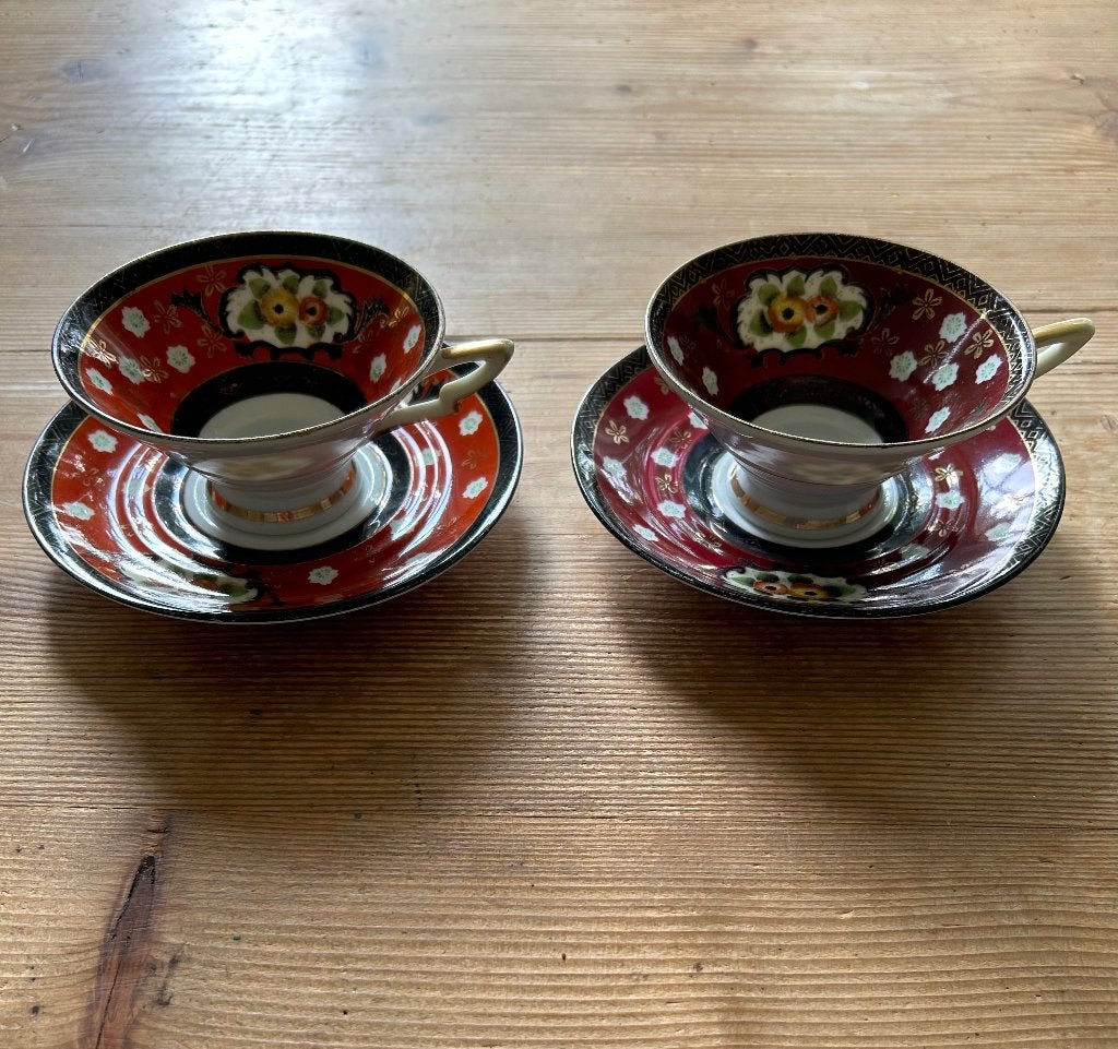Art deco, 2 kopjes oranje en donkerrood, Empress China ware, Ophalen of Verzenden