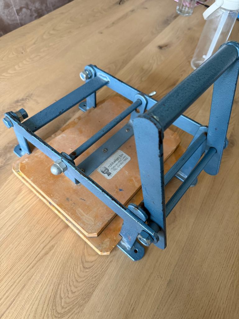 Handdrukpers Robbelien bv, Hobby en Vrije tijd, Overige Hobby en Vrije tijd, Ophalen, Gebruikt
