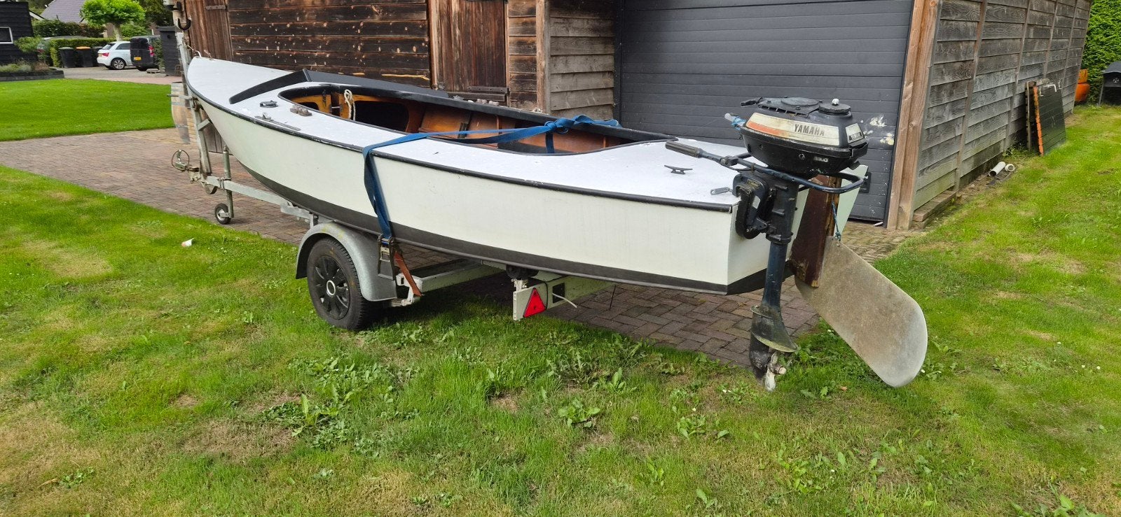 Boot met motor en trailer te koop, Ophalen, Gebruikt, Buitenboordmotor, Trailer