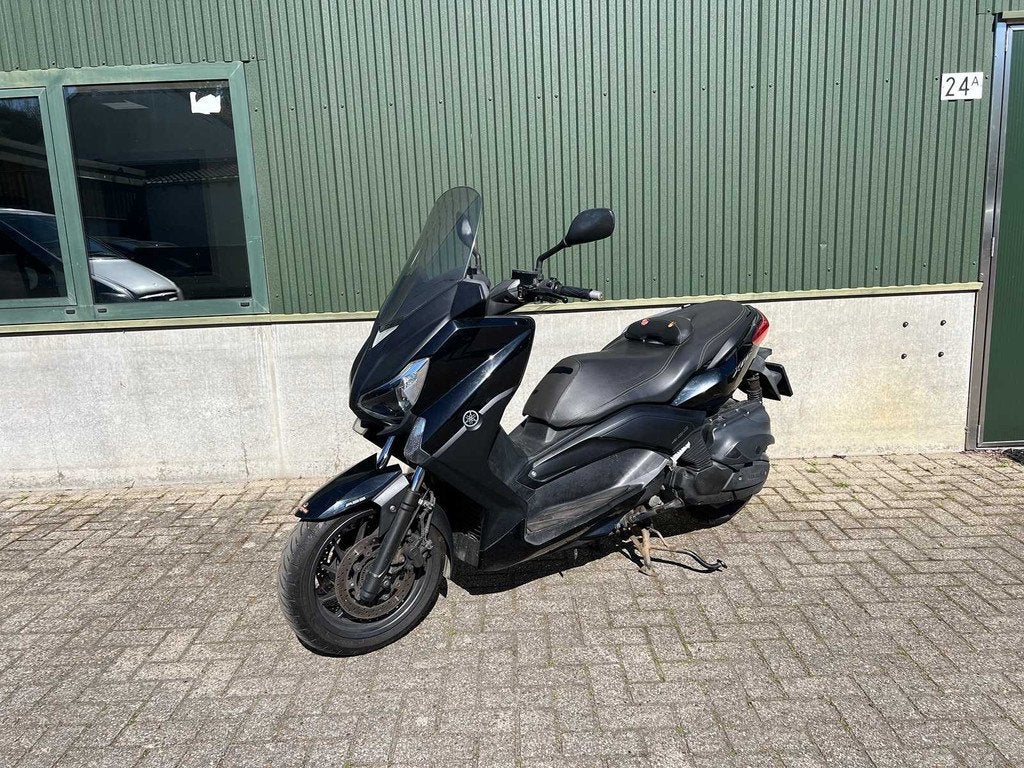 Yamaha - 2016 - X-Max - Personenauto, Automaat, 31 pk, Gebruikt, Overige carrosserieën