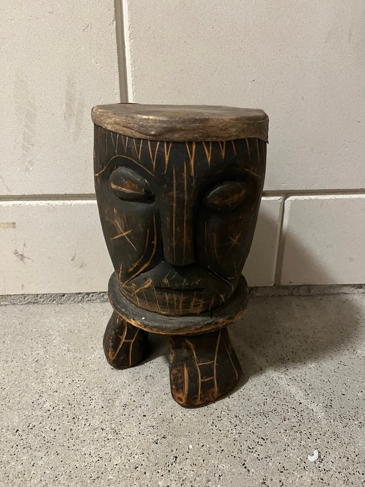 Decoratieve Afrikaanse Trommel - Handgesneden Hout, Muziek en Instrumenten, Ophalen, Gebruikt, Trommel