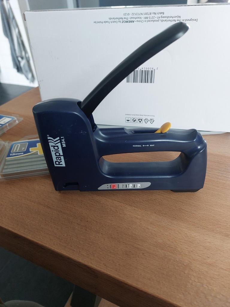 Rapid handtacker  nietmachine, Ophalen of Verzenden, Zo goed als nieuw