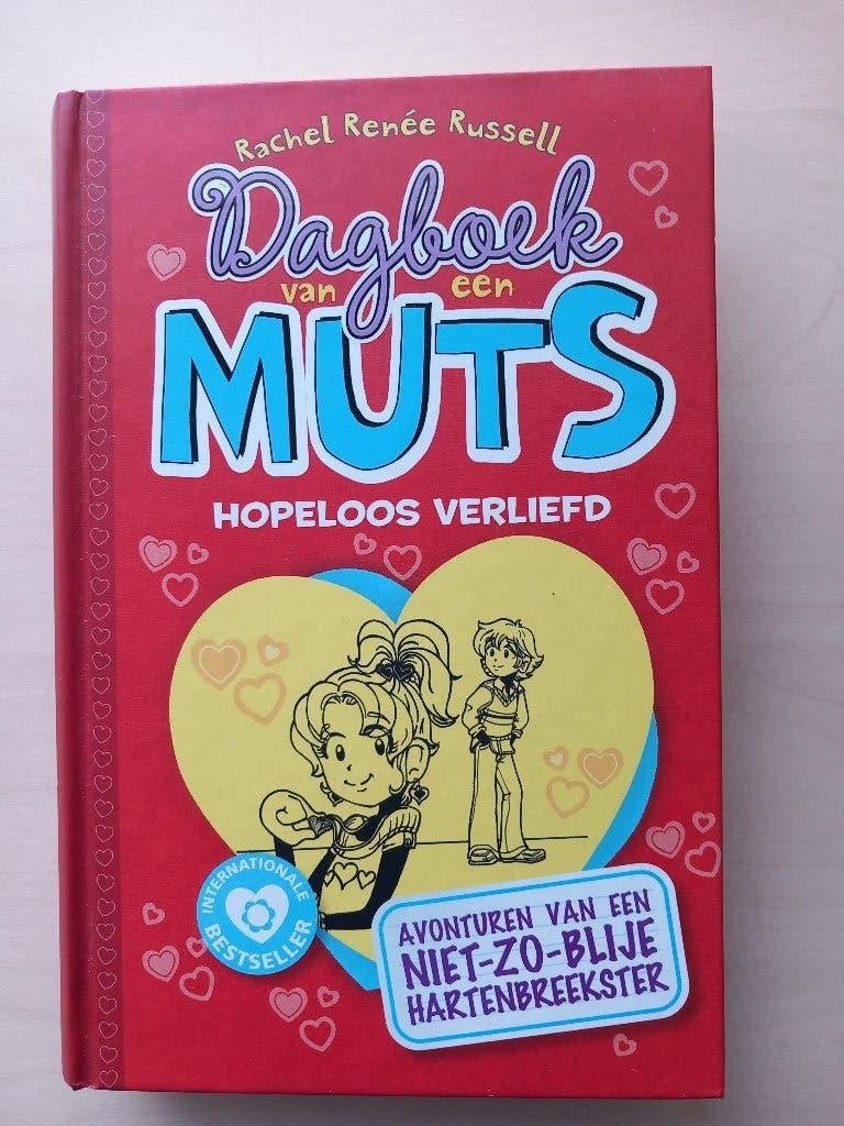 Dagboek van een muts - Hopeloos verliefd - deel 6, Boeken, Rachel Renée Russell, Ophalen of Verzenden, Zo goed als nieuw, Fictie