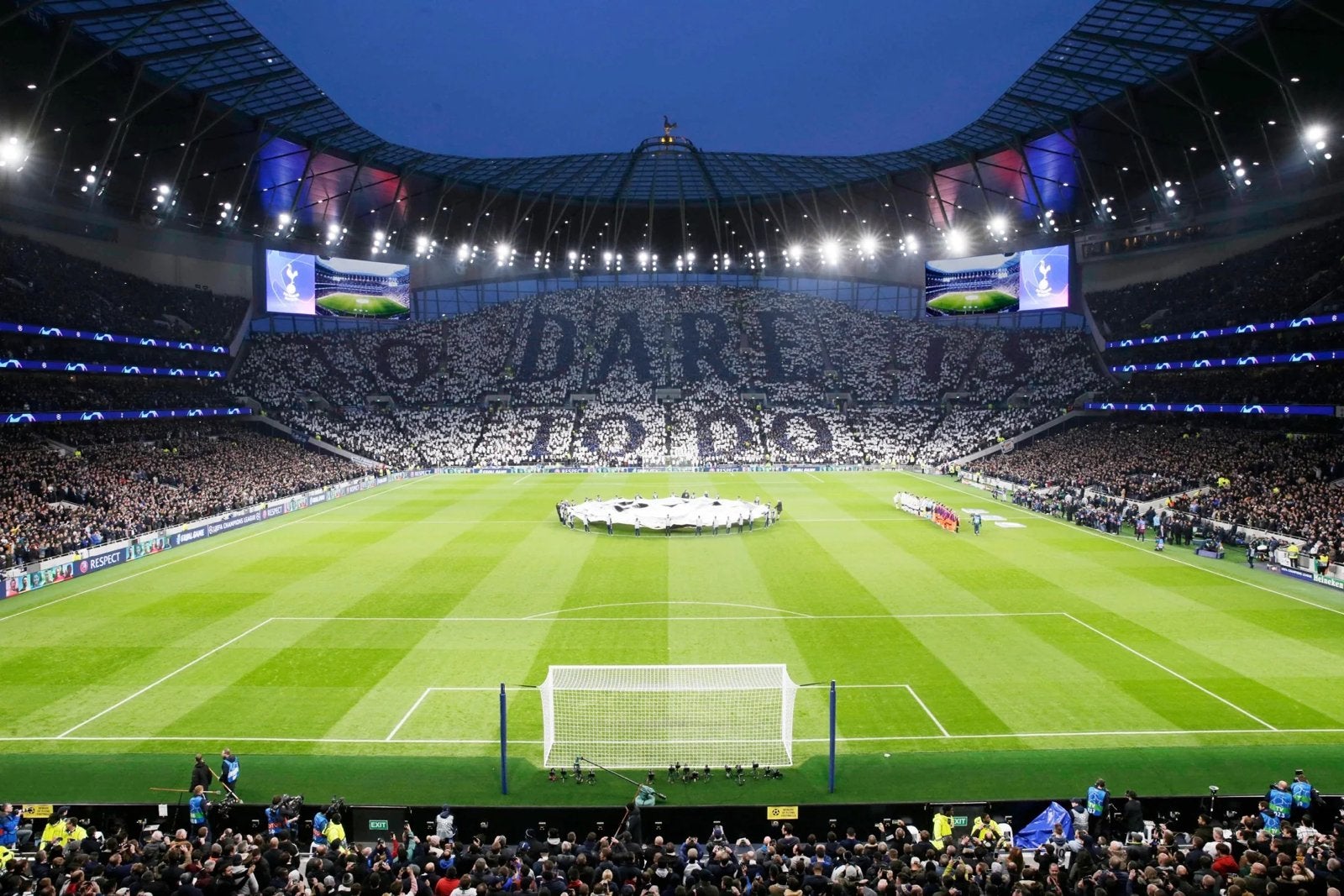 Tottenham Hotspur - Arsenal lange zijde, Tickets en Kaartjes, Drie personen of meer, Maart