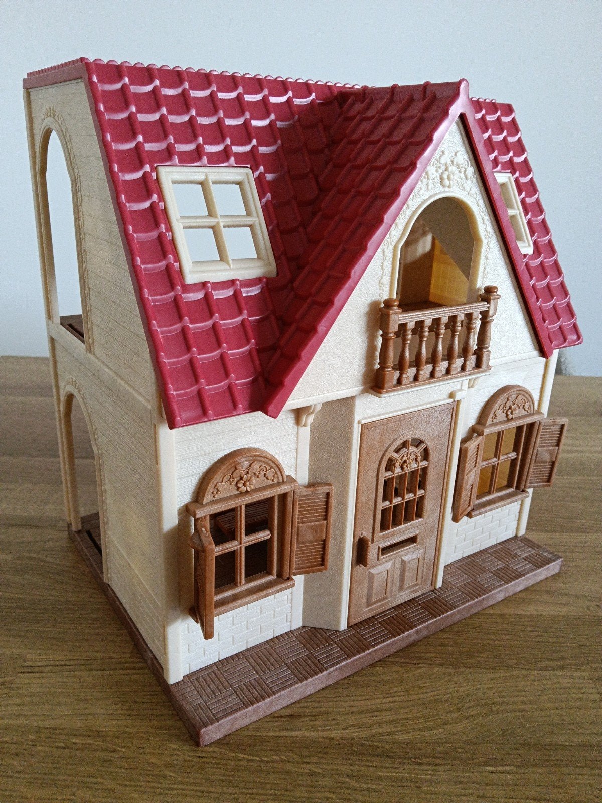 Sylvanian Families Huis - Zo goed als nieuw, Kinderen en Baby's, Speelgoed | Poppenhuizen, Ophalen, Zo goed als nieuw, Poppenhuis