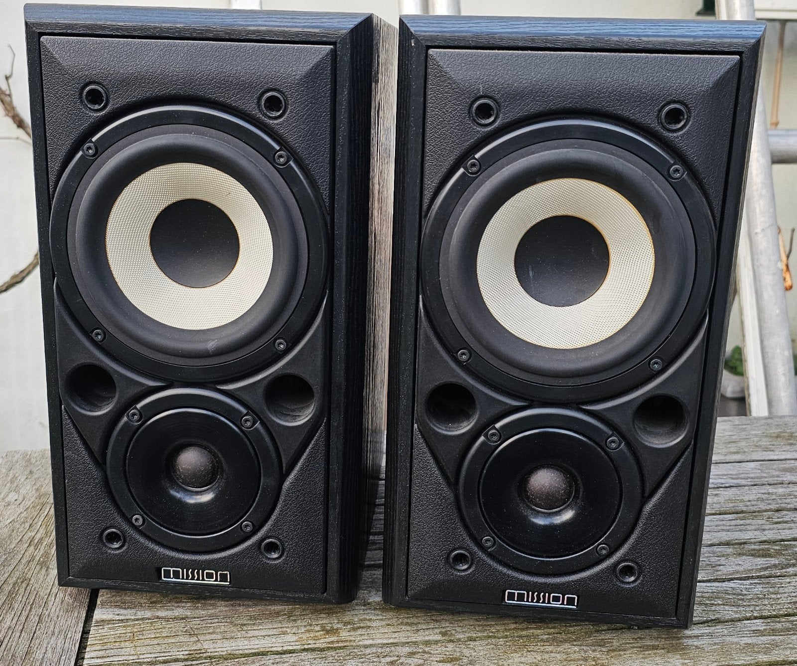 Mission klasse 2-weg basreflex topstaat, Made in Europa, Basreflex, 120 tot 150 watt, Ophalen of Verzenden, Zo goed als nieuw