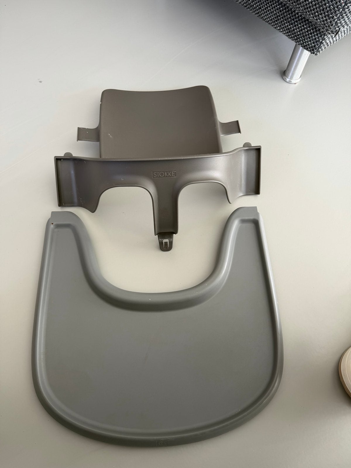Stokke Tripp Trapp Babyset met Tray - Grijs, Verzenden, Gebruikt, Meegroeistoel, Afneembaar eetblad