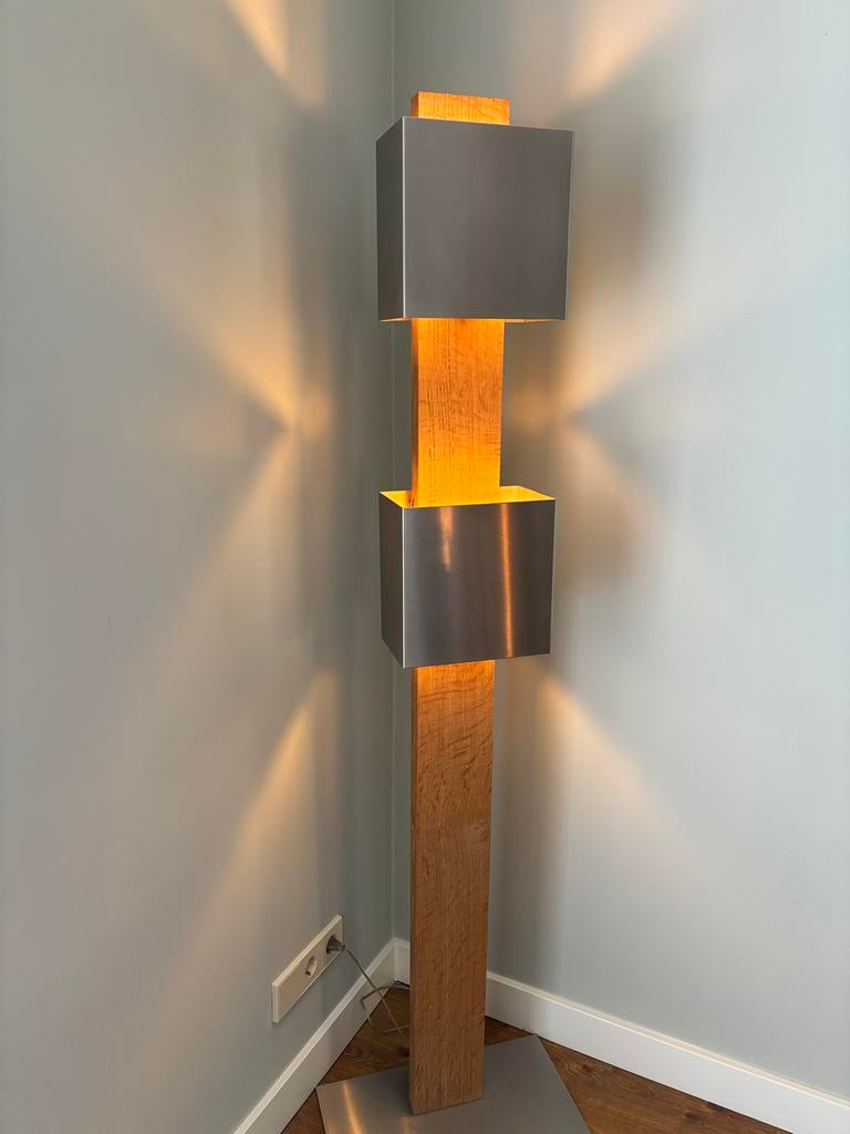 Eikenhouten staande lamp met RVS voet en twee kappen, Ophalen, Gebruikt, Hout, 150 tot 200 cm