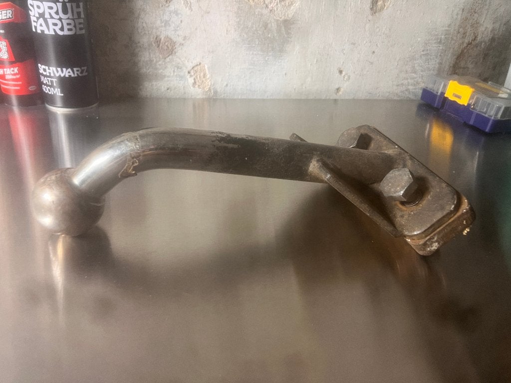 Trekhaak kogel met bevestiging, Ophalen of Verzenden, Gebruikt