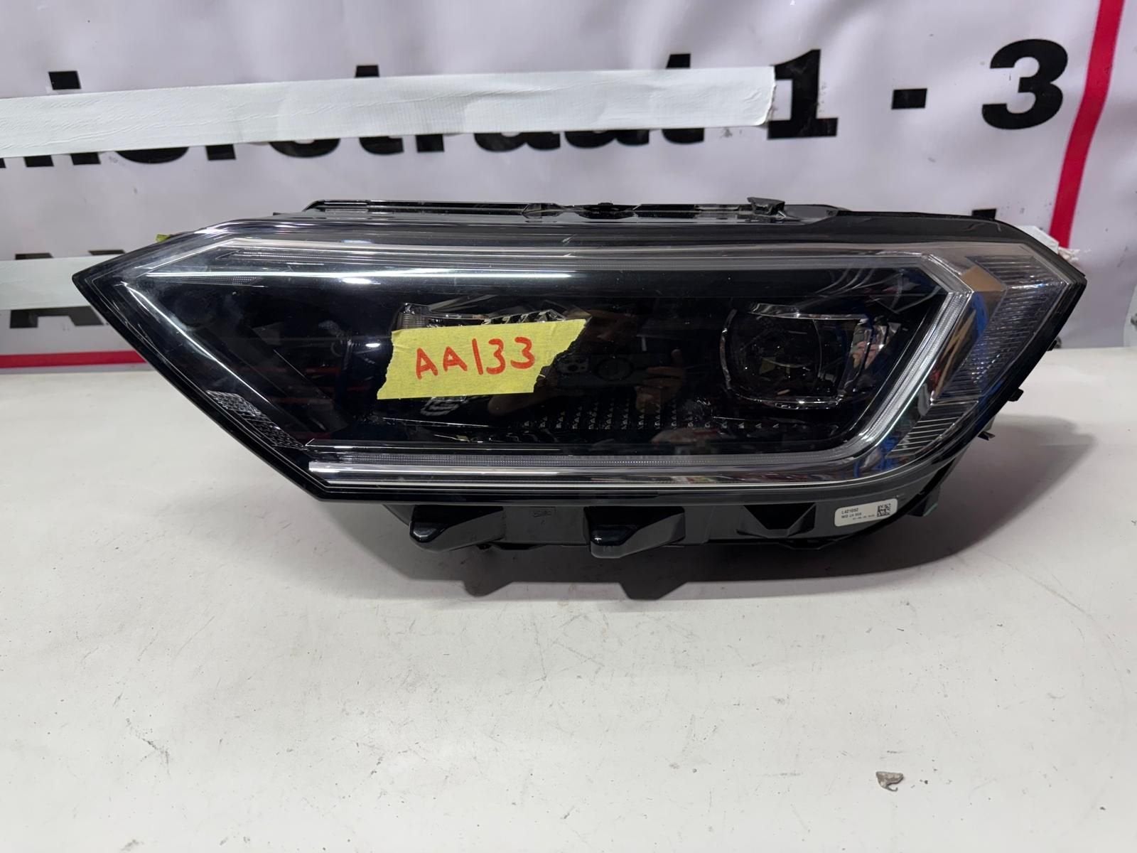 Volkswagen Jetta Koplamp, Gebruikt, -, -, Ophalen of Verzenden