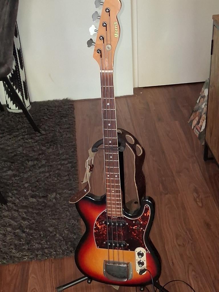 Vintage Morris basgitaar - Sunburst, Ophalen, Gebruikt, Elektrisch, 6-snarig