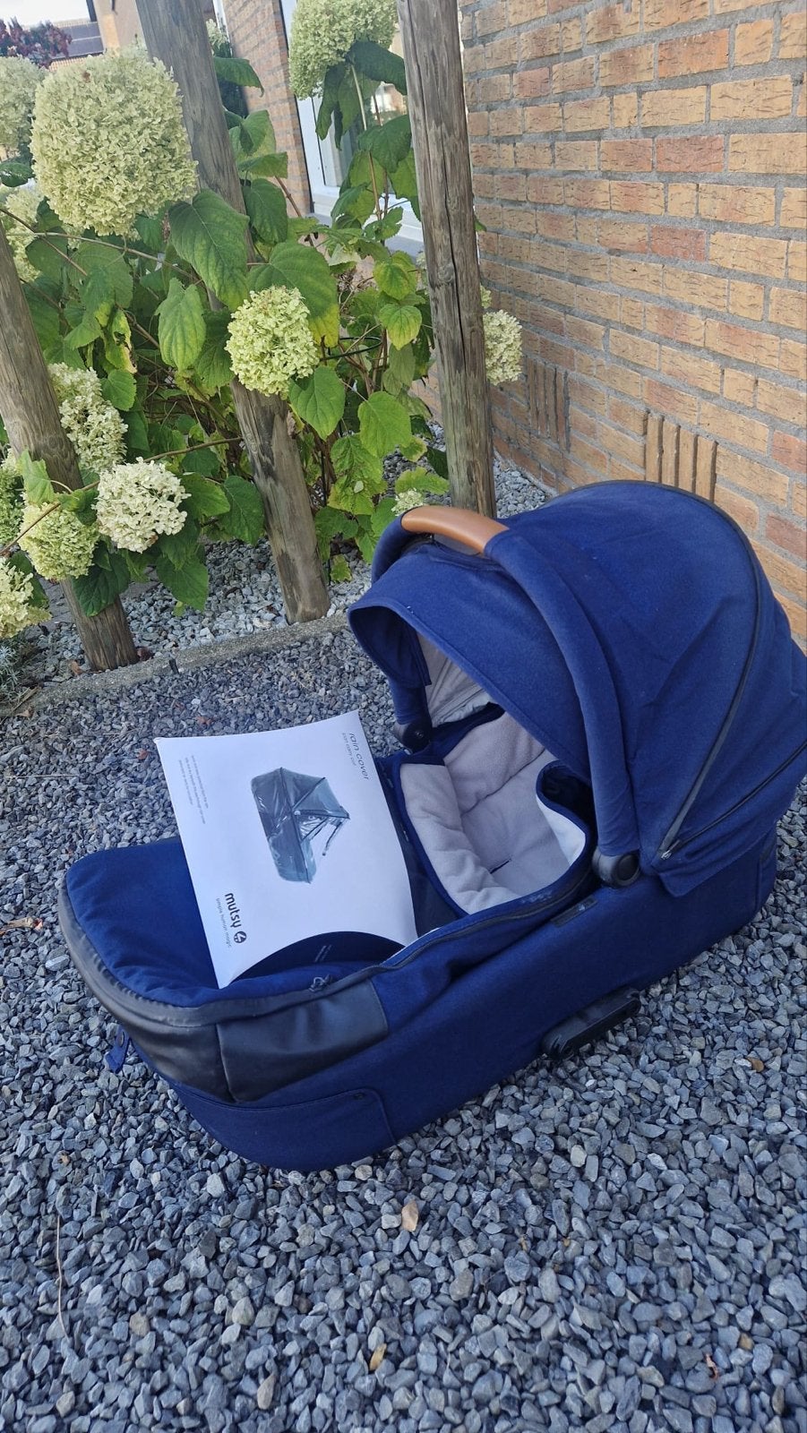 Mutsy Nio Reiswieg - Zo goed als nieuw, Zo goed als nieuw, Met reiswieg, Mutsy, Ophalen