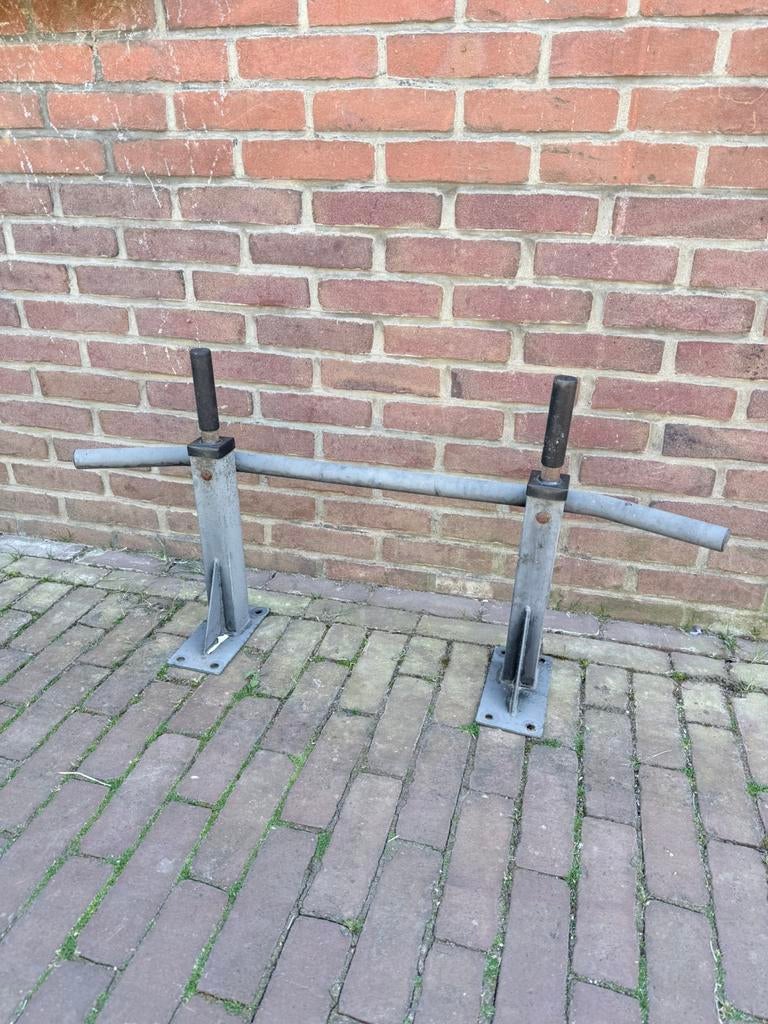 Optrekstrang voor krachttraining muurbevestiging, Sport en Fitness, Gebruikt, Krachtstation, Ophalen of Verzenden, Metaal