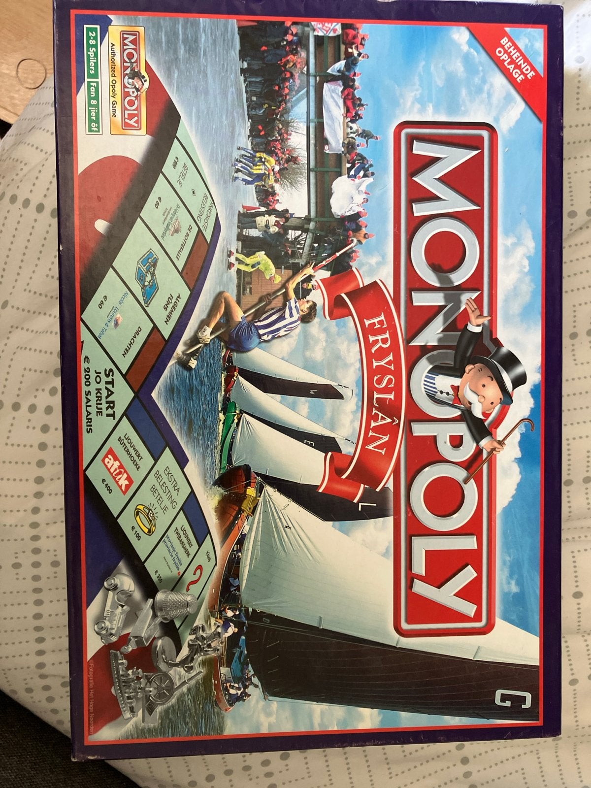 Monopoly Fryslân - Speciale editie bordspel, Drie of vier spelers, Ophalen of Verzenden, Zo goed als nieuw