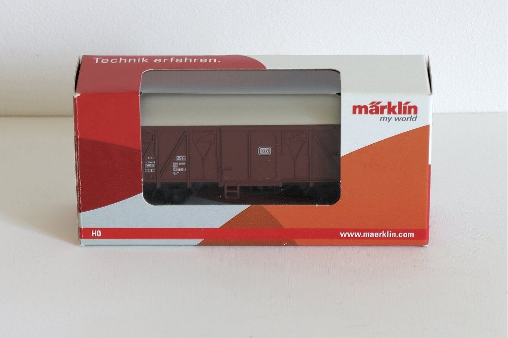 Marklin Gesloten goederenwagen DB, Wisselstroom, Ophalen of Verzenden, Märklin, Nieuw