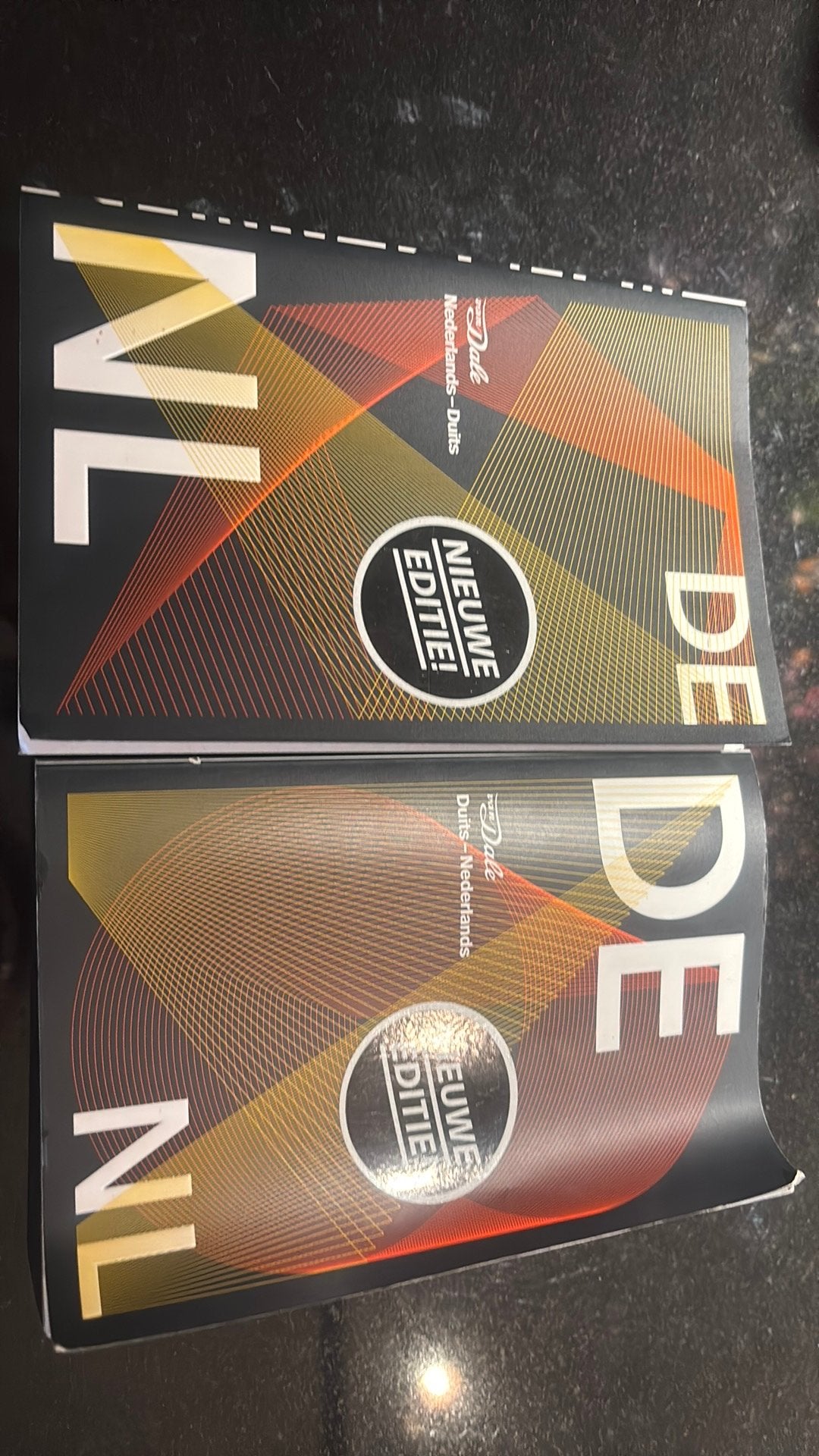 Van Dale Pocketwoordenboek NL-Duits en andersom, Boeken, Woordenboeken, Duits, J.V. Zambon, Ophalen of Verzenden, Zo goed als nieuw