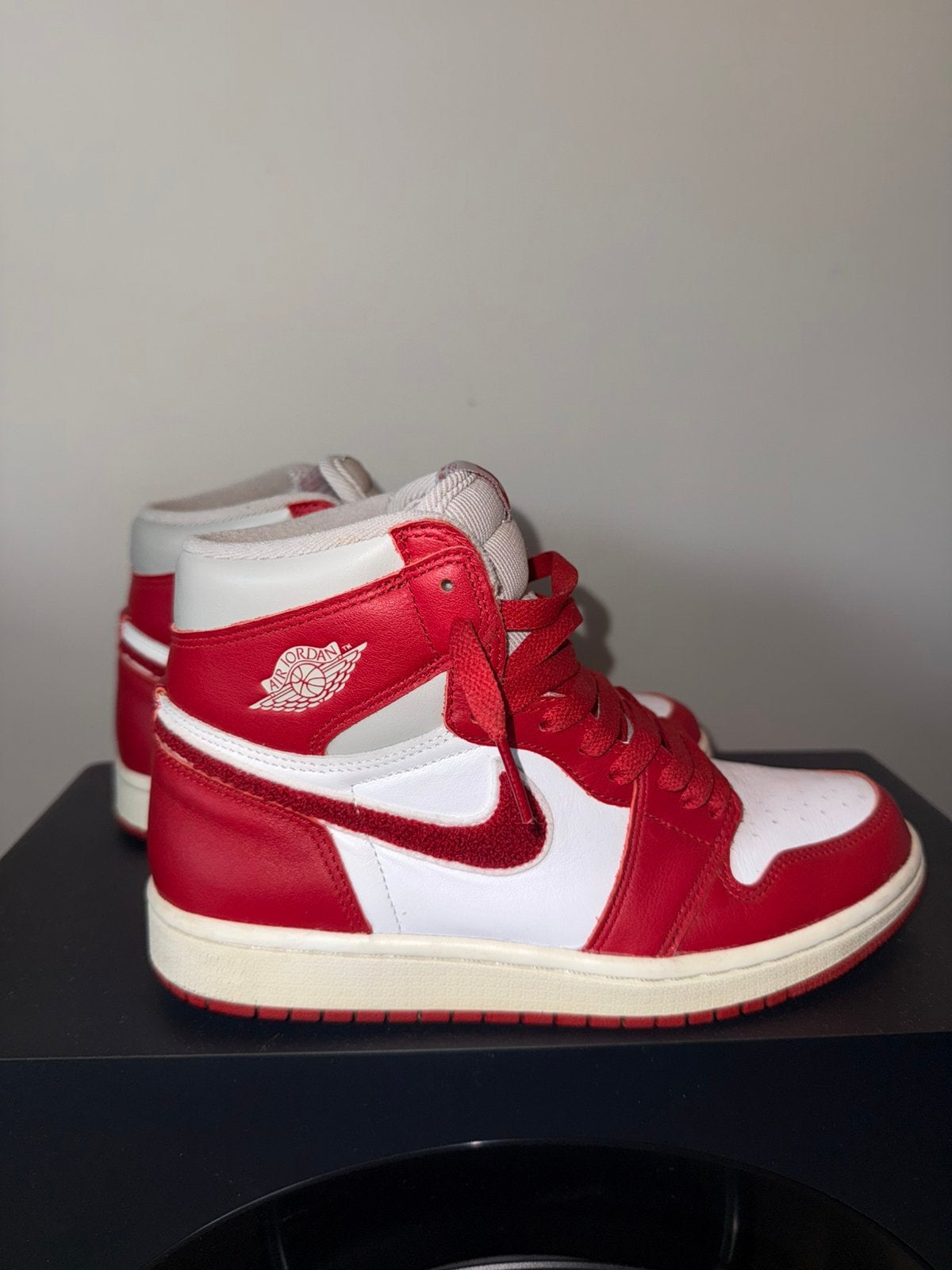 Air Jordan 1 high., Kleding | Dames, Schoenen, Ophalen of Verzenden, Rood, Sneakers of Gympen, Zo goed als nieuw